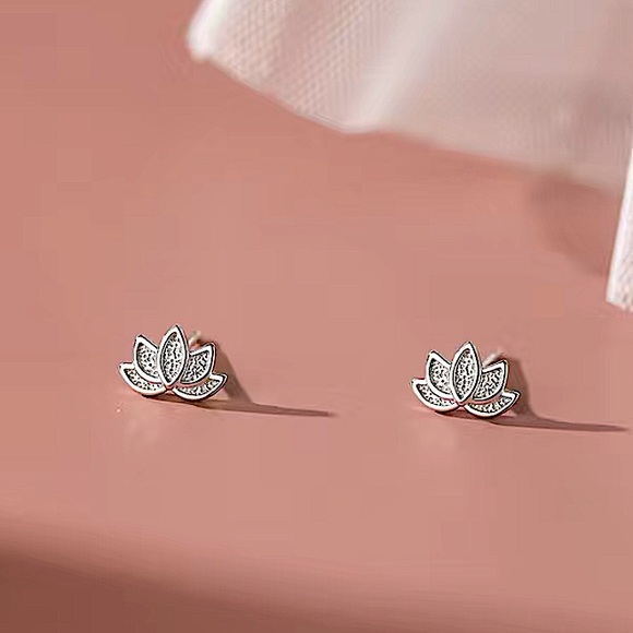 Sterling Silver Lotus Flower Stud Minimalist Earrings - Picture 1 of 6